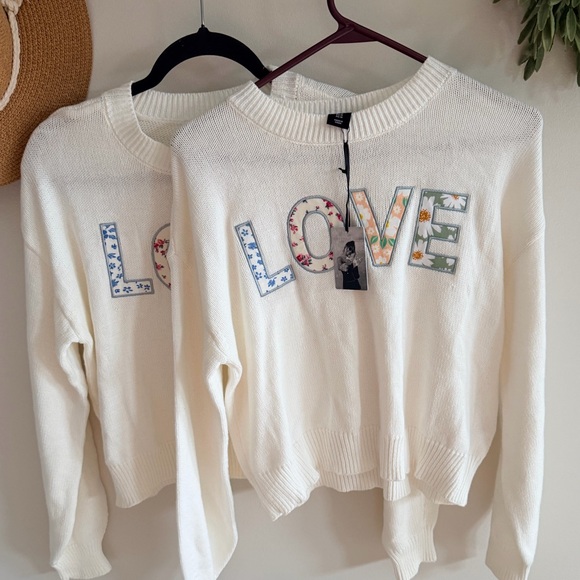 Sincerly Jules Sweaters - 133 love sincerely Jules medium sweater have 2 one has the new tags both new